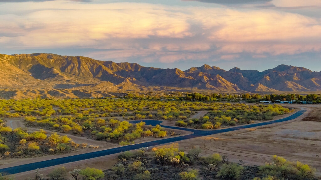 Open desert lots for custom homes in Arizona with mountain views.